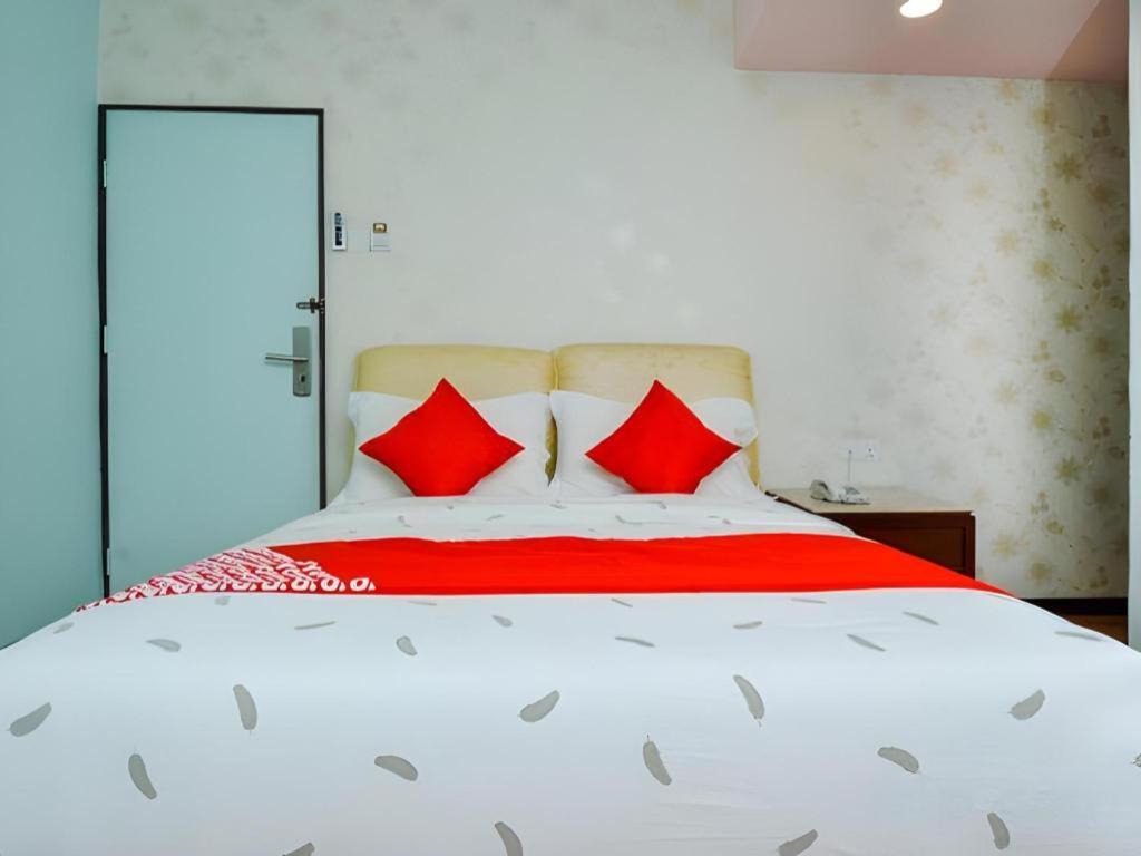 Grand Ct Hotel Malacca Bagian luar foto