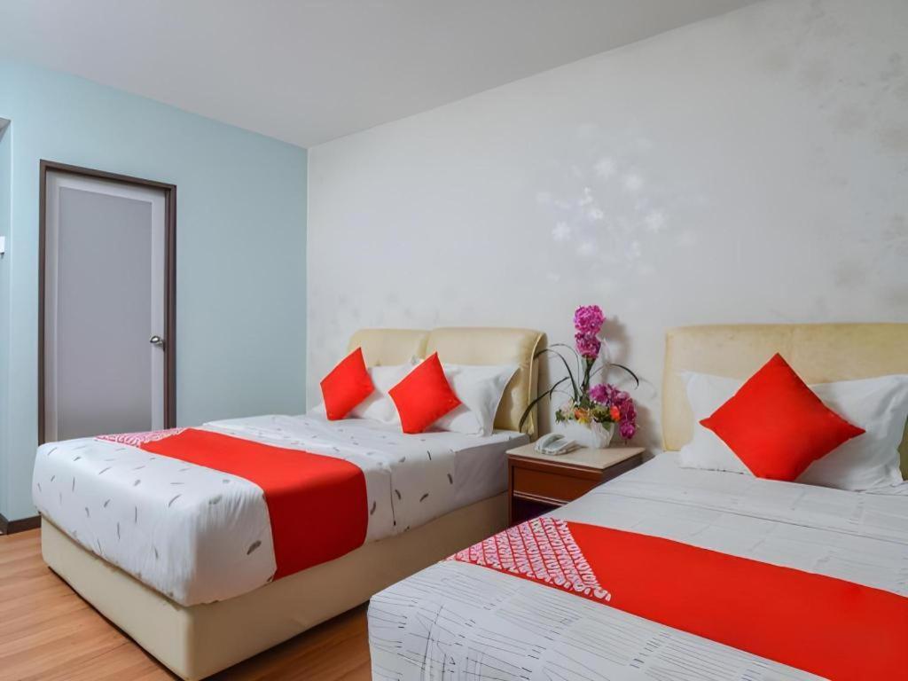 Grand Ct Hotel Malacca Bagian luar foto