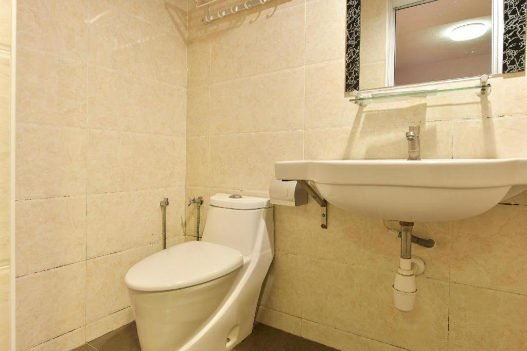 Grand Ct Hotel Malacca Bagian luar foto