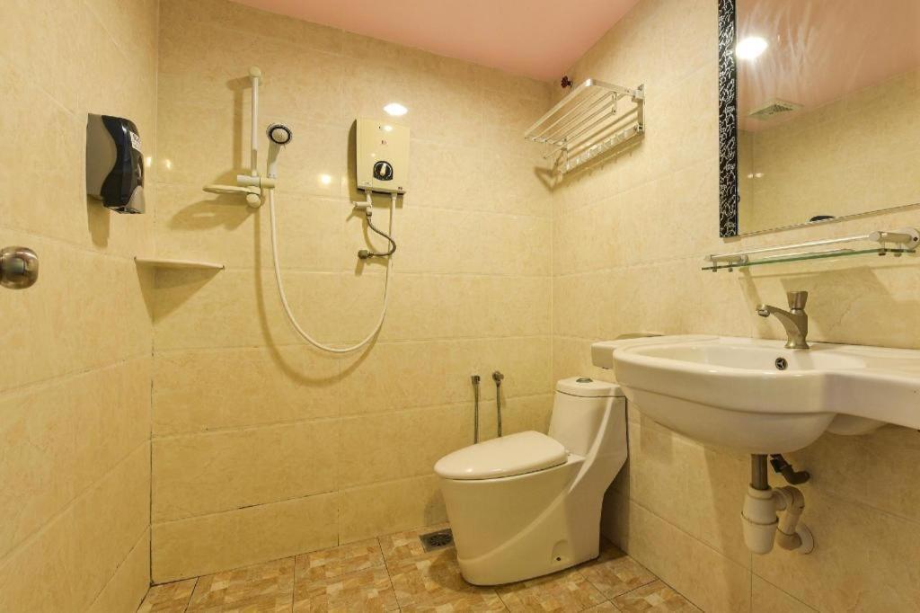 Grand Ct Hotel Malacca Bagian luar foto
