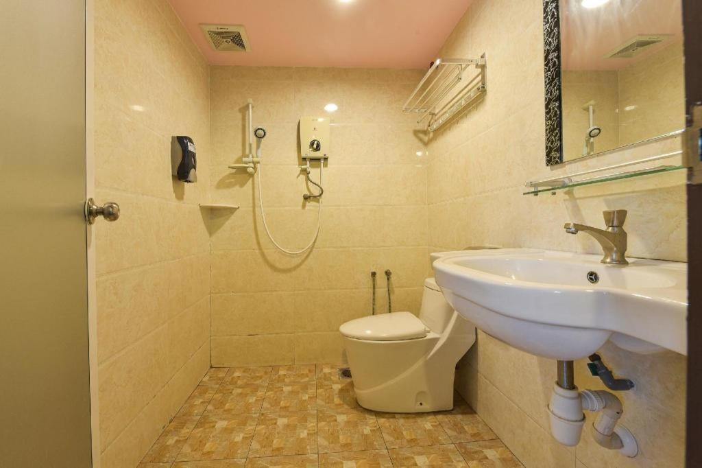 Grand Ct Hotel Malacca Bagian luar foto